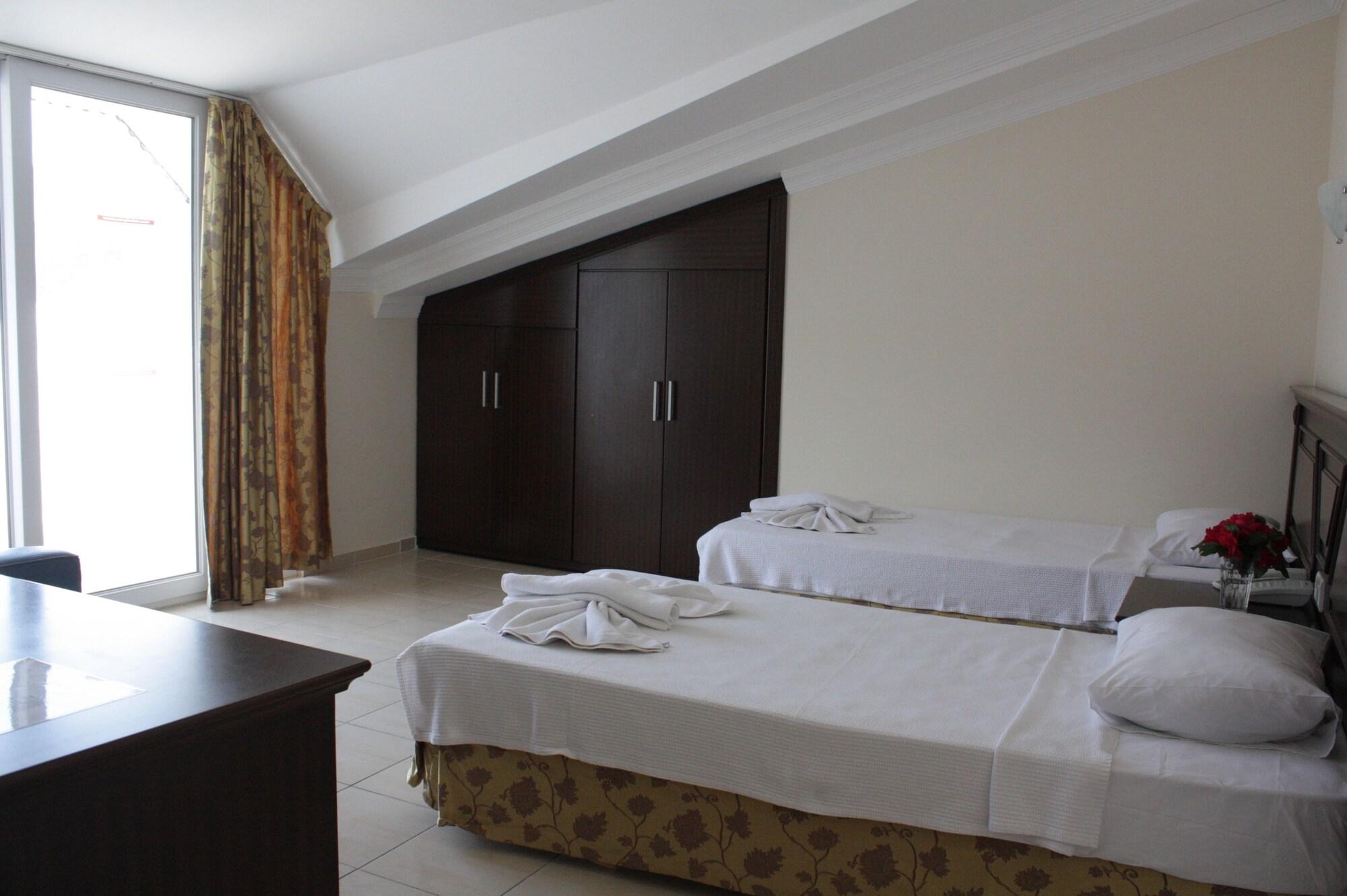 Navy Hotel Ичмелер Экстерьер фото